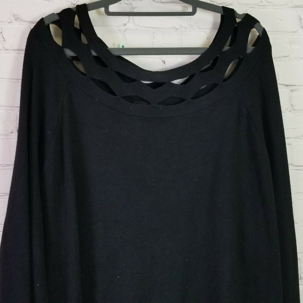 Lane Bryant size 26/28 Knit Black Long Sleeve Pull Over Long Sleeve SWEATER Top - Picture 3 of 7